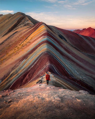 Rainbow Mountain | @jj.trailwalker