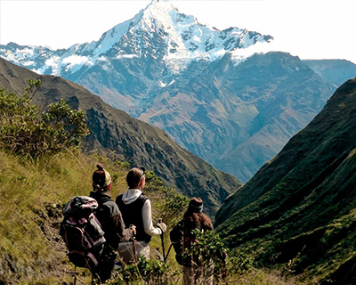 Panoramic view of the Perolniyoc waterfalls